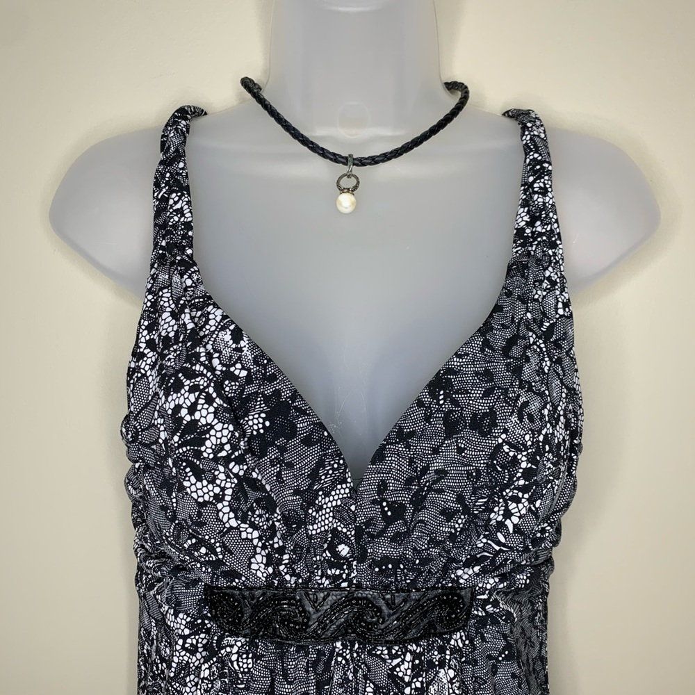 Speechless Sleeveless Summer Top